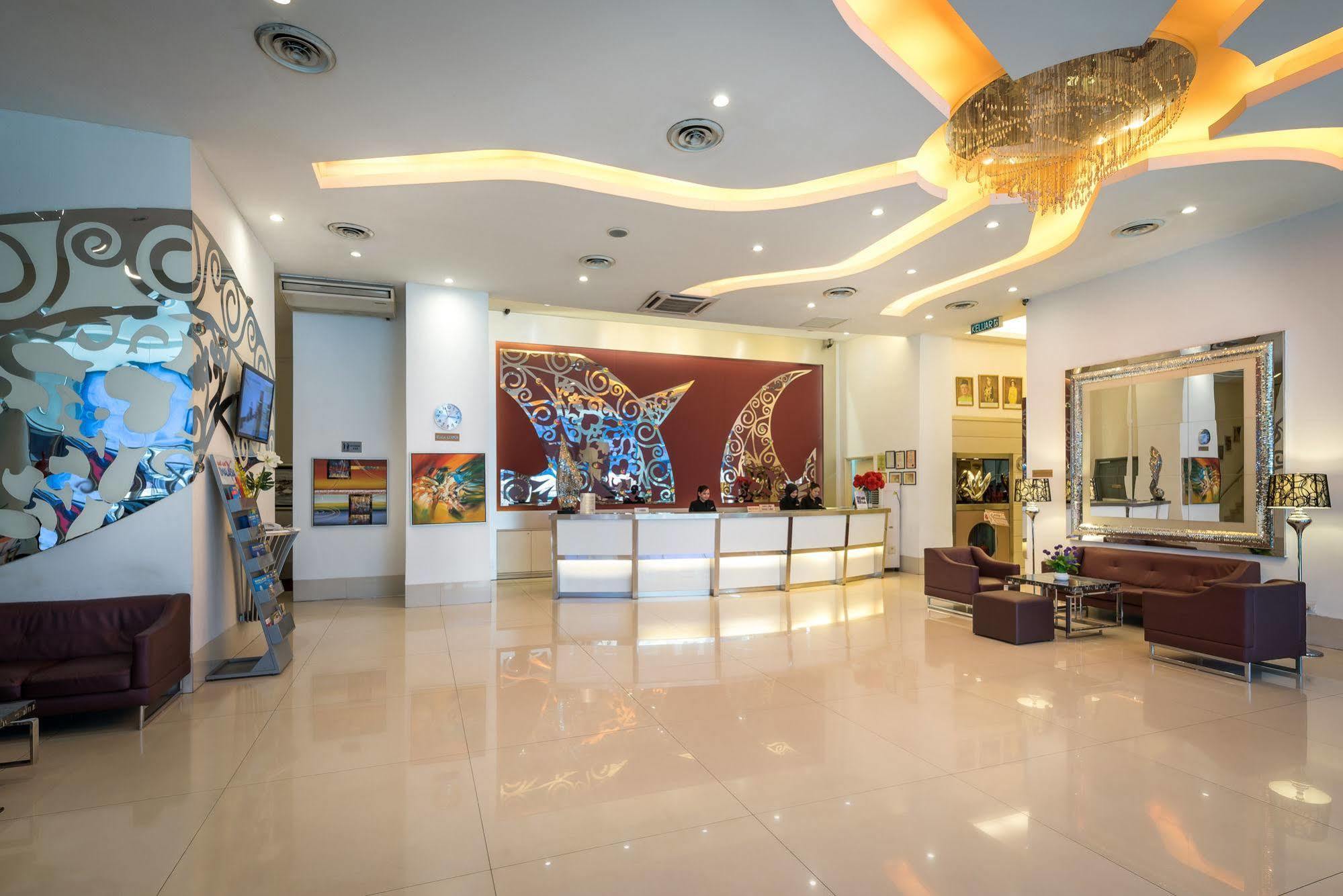 Sentral Pudu @ Centre / Bukit Bintang 3*